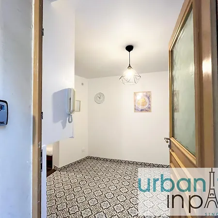 Urbanflat 195 - Cosy Triplex In Center Of