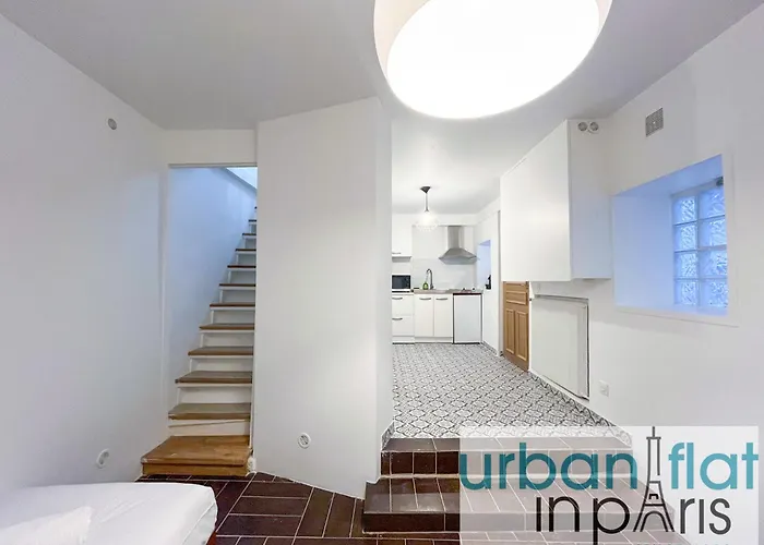 Apartament Urbanflat 195 - Cosy Triplex In Center Of Paryż