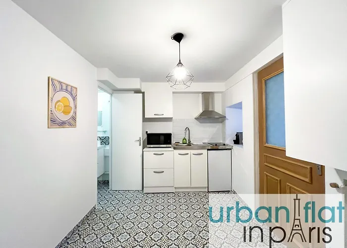 Urbanflat 195 - Cosy Triplex In Center Of * Paryż