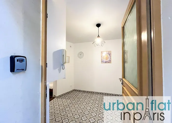 Urbanflat 195 - Cosy Triplex In Center Of